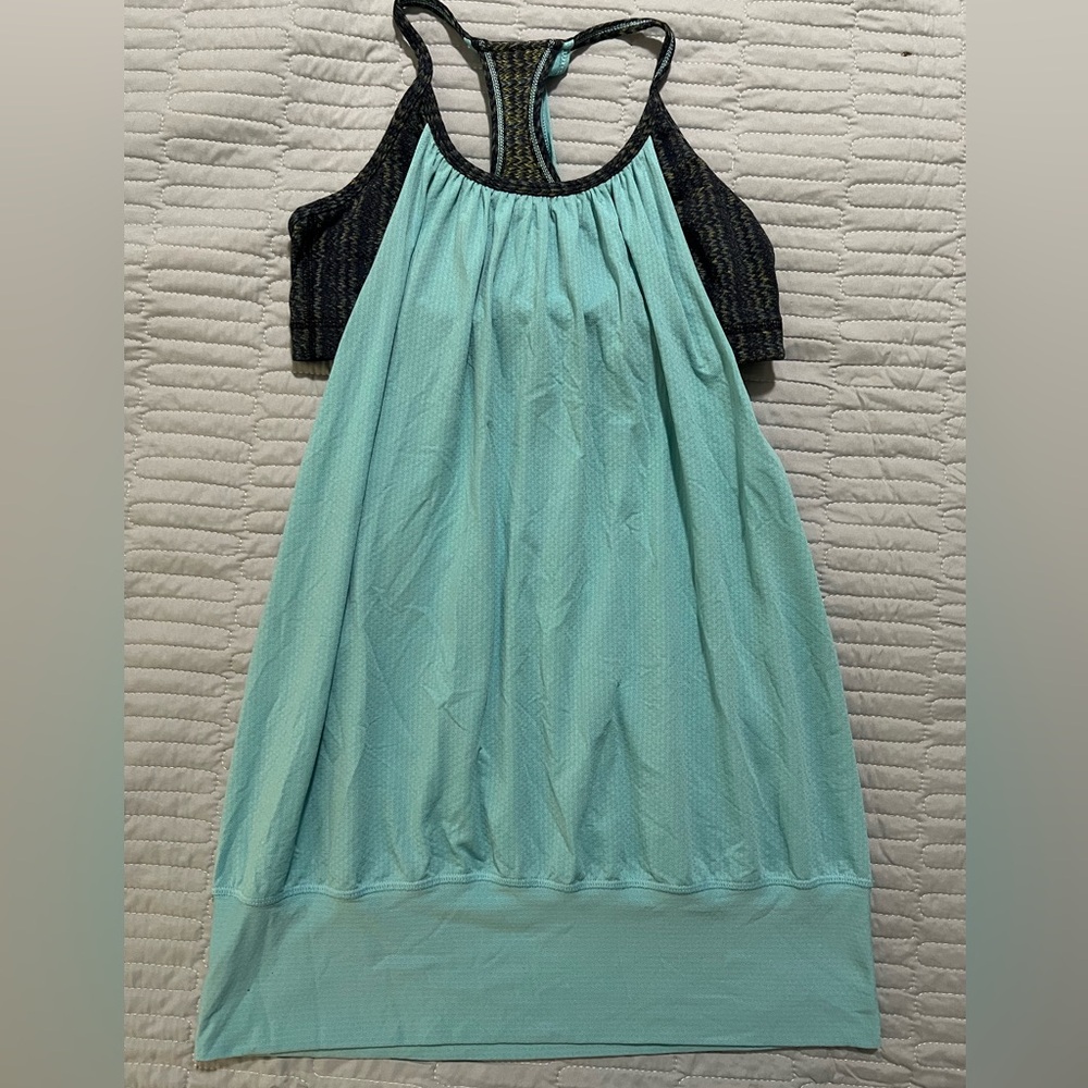 Lululemon top